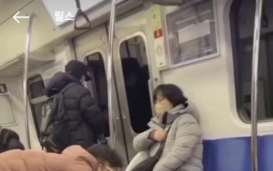 (SOUND)Jeong Seung-je, a math instructor who fainted after the bankruptcy seen on the subway