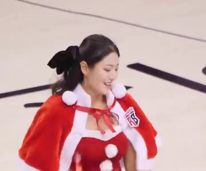 (SOUND)Cheerleader, Santa Girl, Kim Seo-in's cheerleader performance, mp4