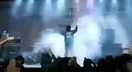 (SOUND)150 dead as tsunami hits during performance