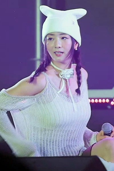 (SOUND)See-through knitwear cute hat Apink Yoon Bo-mi