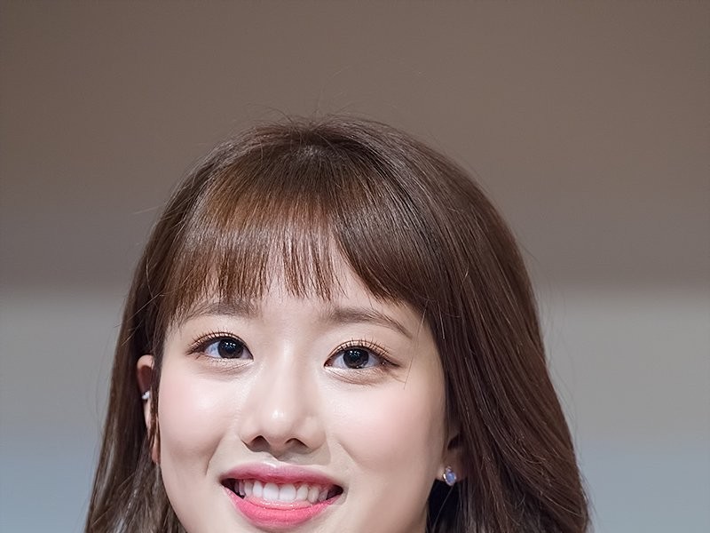 April Na Eun