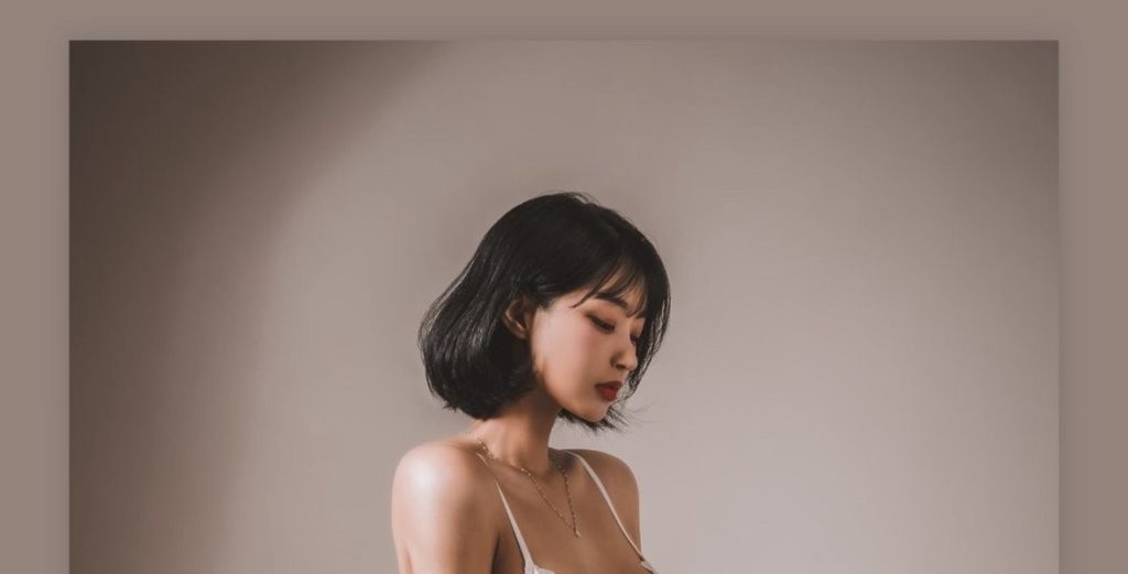 Kim Gap-ju's new underwear photo on Instagram