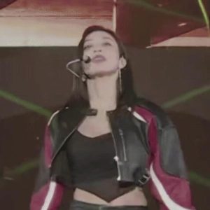 Black tank top under the racing jacket, bust TWICE Jihyo