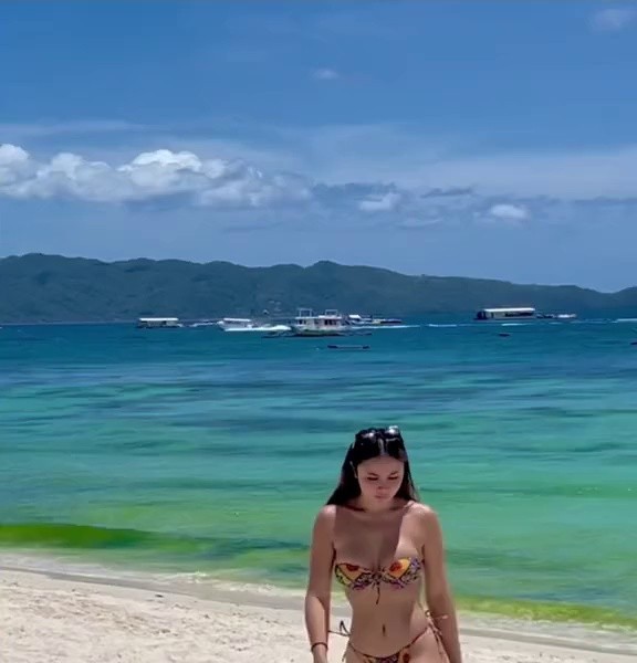 (SOUND)The reason why I have to travel to the Philippines when I have money