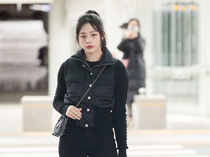 New Jeans Minji leaves Korea