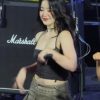 (SOUND)Crop string tank top cleavage (G)I-DLE shoe shoes