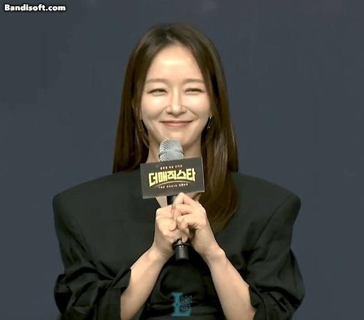 Announcer Park Sun-young appears on SBS after a long time - The Magic Star production presentation