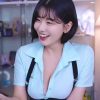 Na Ritaeng’s plain beauty without cosplay, barely holding on to her button cleavage