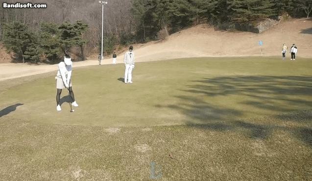 [IZ*ONE] Gums golfer Eunbi Kwon’s first par in her life