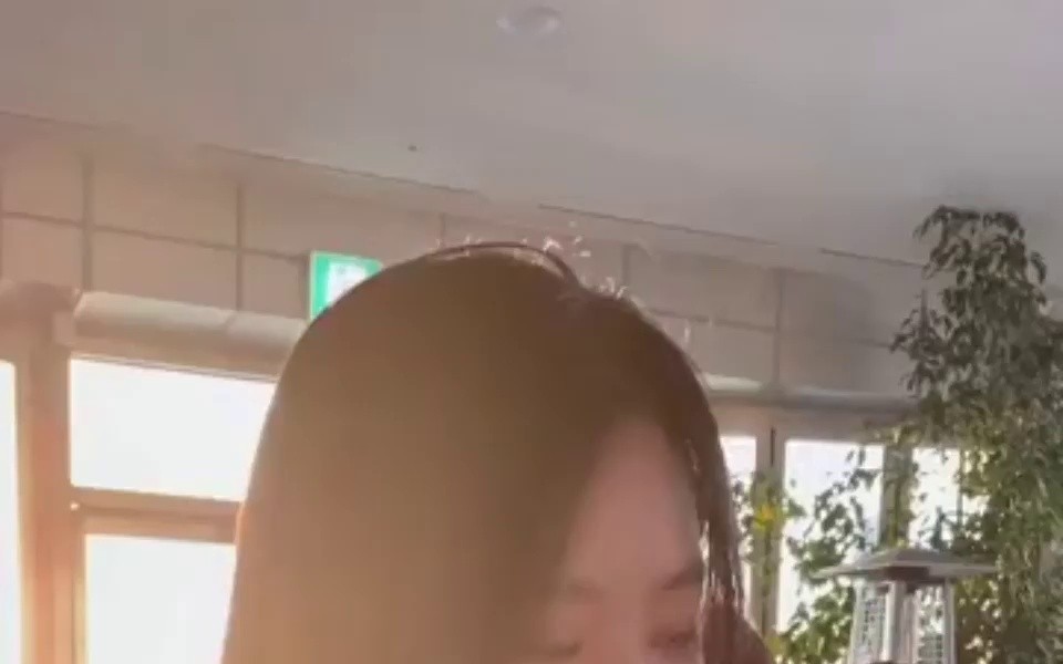 (SOUND)Dongtan cafe nuisance woman with exposed breasts
