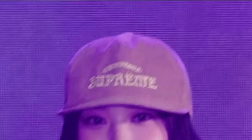 (SOUND)Kang Hae-rin wearing a hat